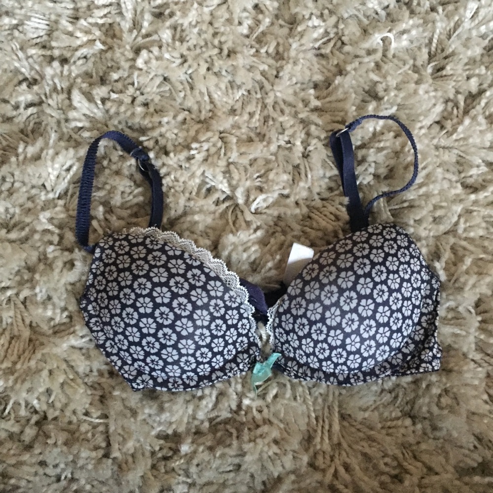 Gilligan Padded Bra 32A - Navy Blue Flower